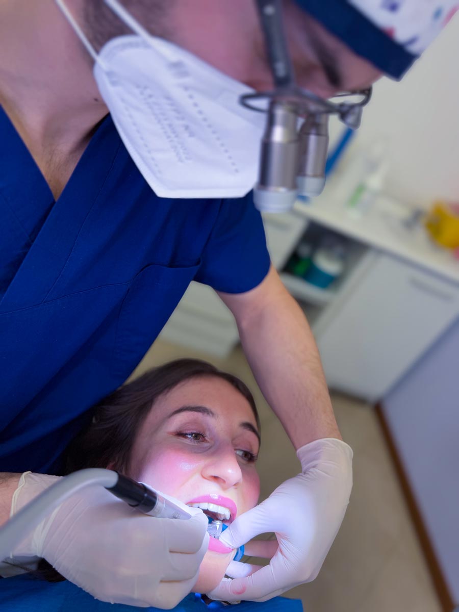 studio-dentistico-dottor-gola-casteggio-odontoiatria-pavia-dentista-implantologia-ortodonzia-protesi-chirurgia-215