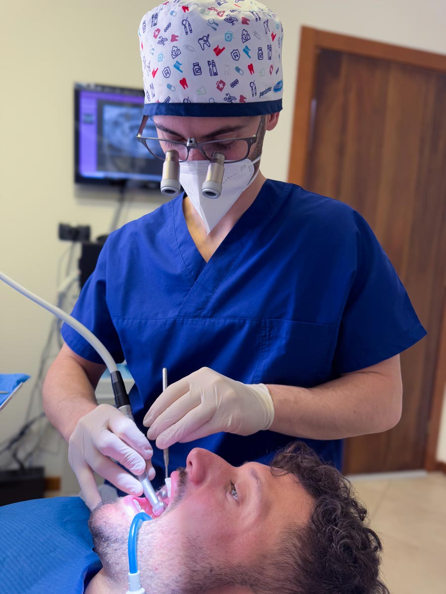 studio-dentistico-dottor-gola-casteggio-odontoiatria-pavia-dentista-implantologia-ortodonzia-protesi-chirurgia-334