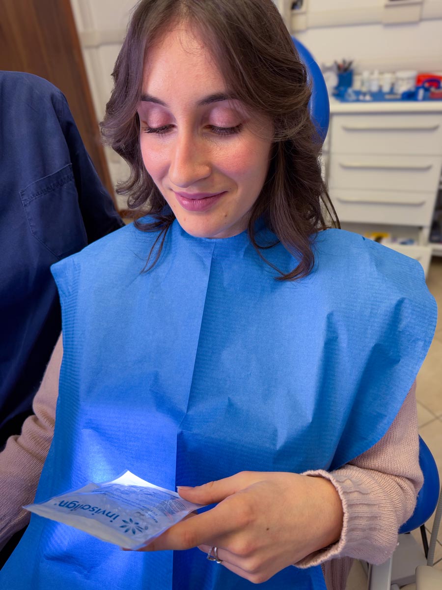 studio-dentistico-dottor-gola-casteggio-odontoiatria-pavia-dentista-implantologia-ortodonzia-protesi-chirurgia-364