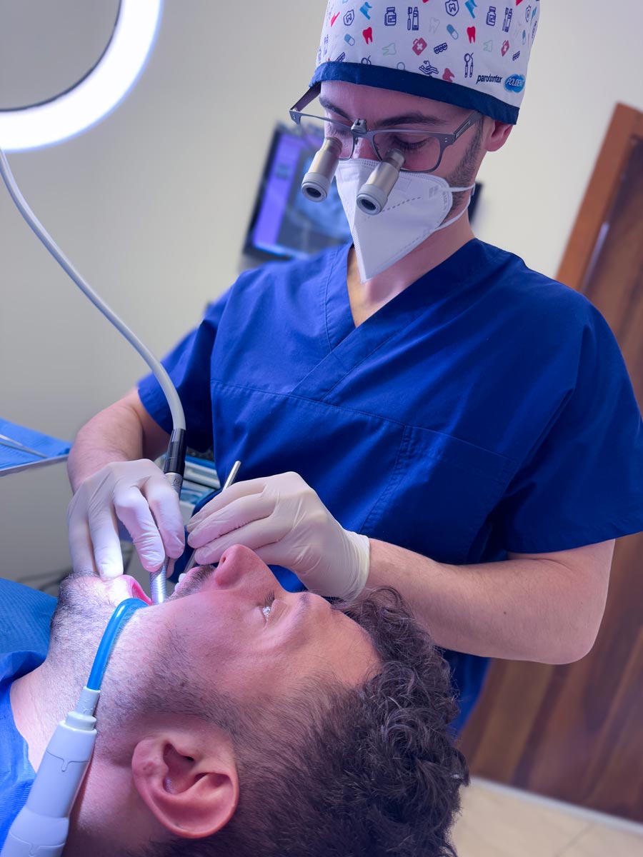 studio-dentistico-dottor-gola-casteggio-odontoiatria-pavia-dentista-implantologia-ortodonzia-protesi-chirurgia-402